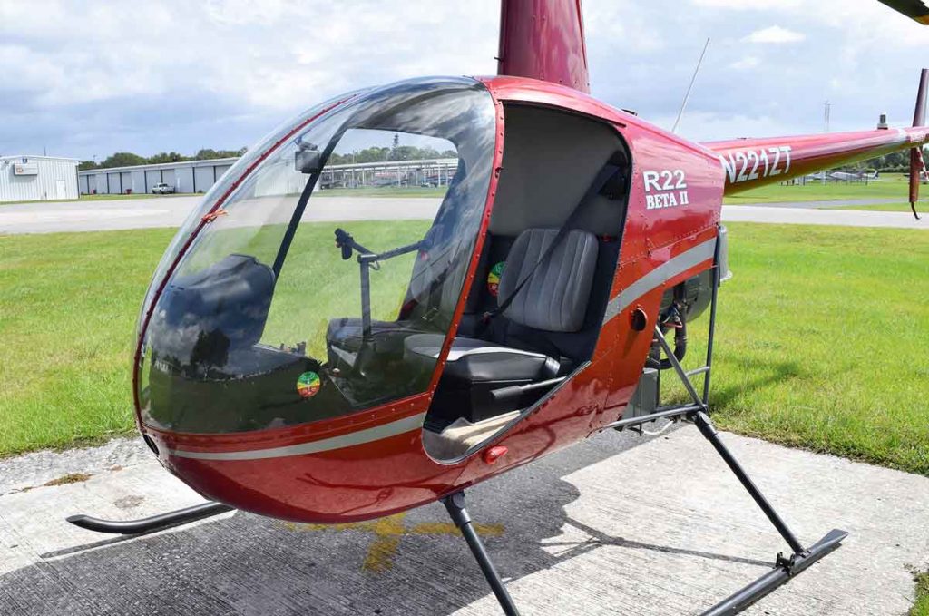 Robinson R22 Beta II N221ZT 1